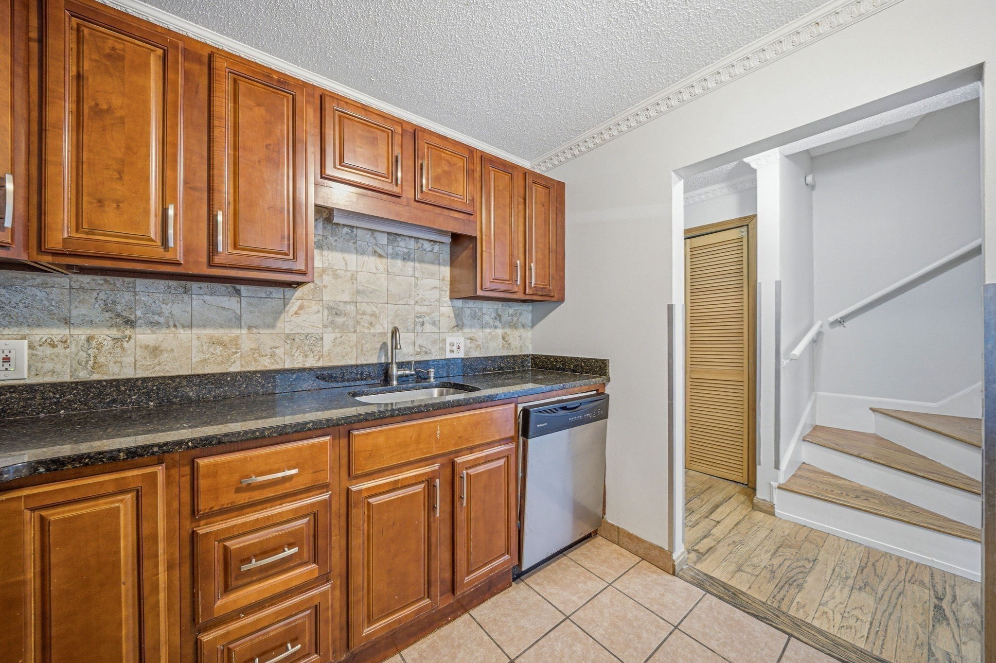 286 Fenno St Unit 1, Revere, MA 02151 - Image 9