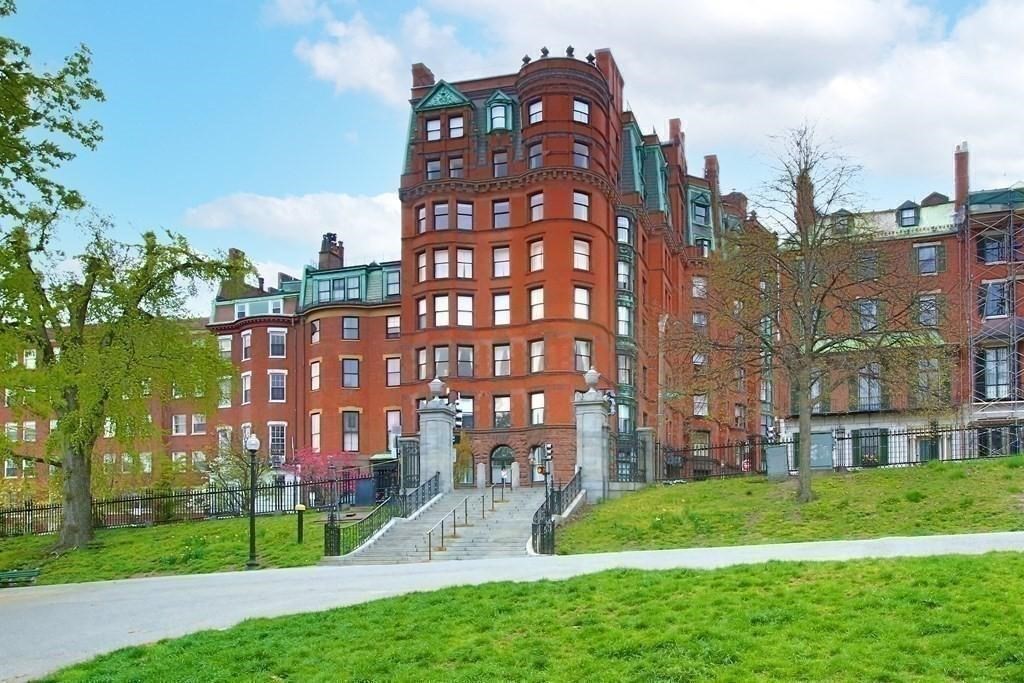 34 Beacon St Unit PH, Beacon Hill, Boston, MA 02108