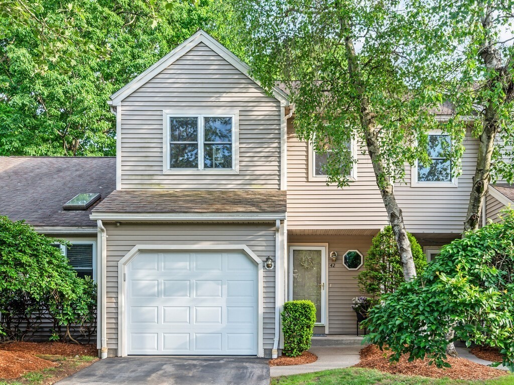 42 John Dr Unit 42, Grafton, MA 01536
