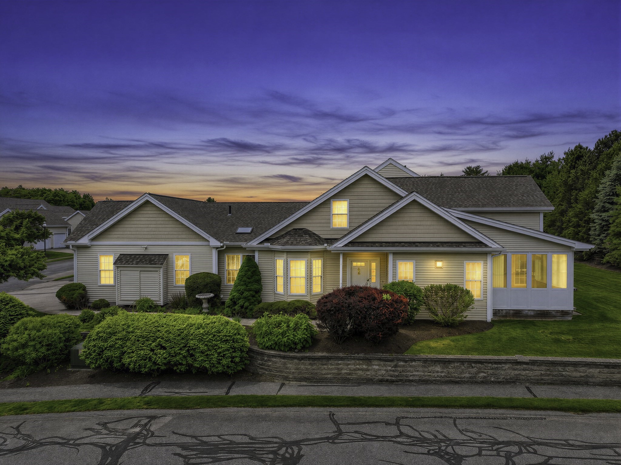 70 Orchard Meadow Dr Unit 70, Shrewsbury, MA 01545