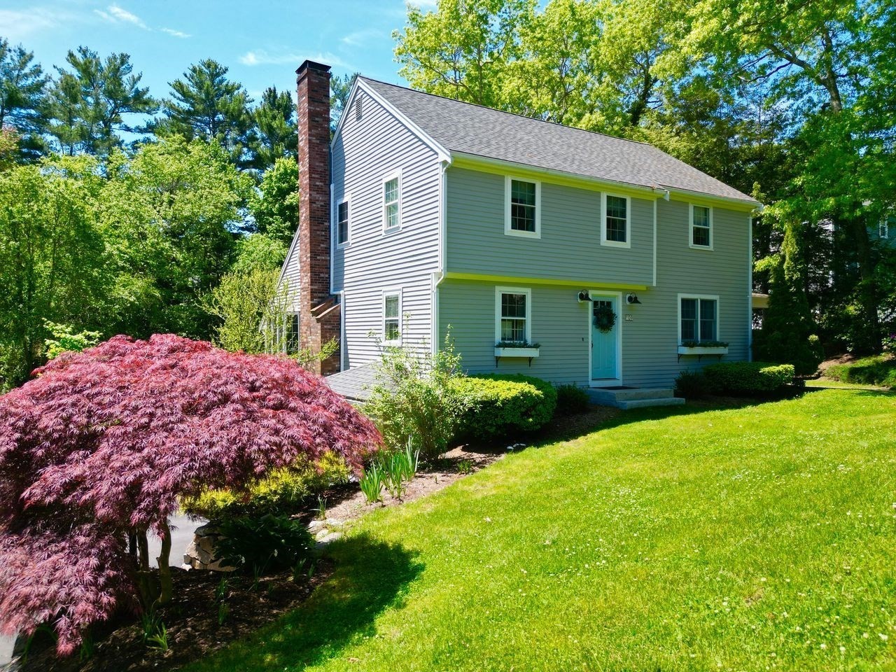 9 Stuart Ave, Plymouth, MA 02360