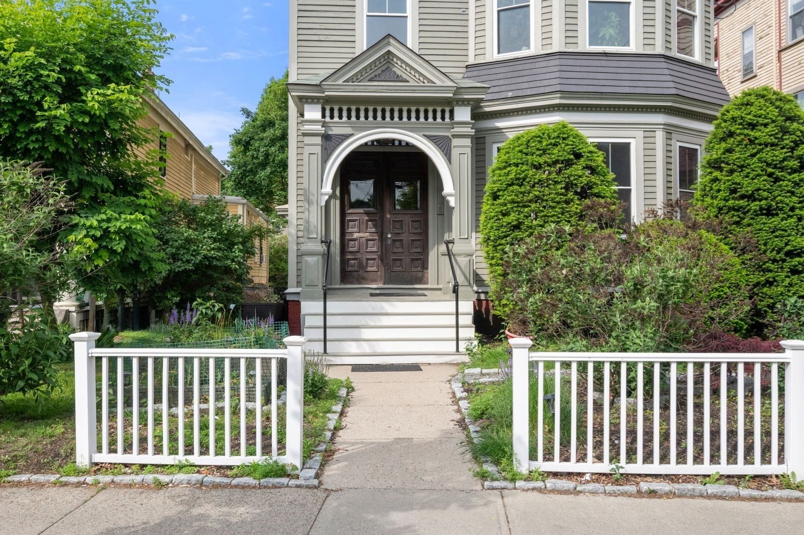 174 Elm Street North Unit 1, Cambridge, MA 02140