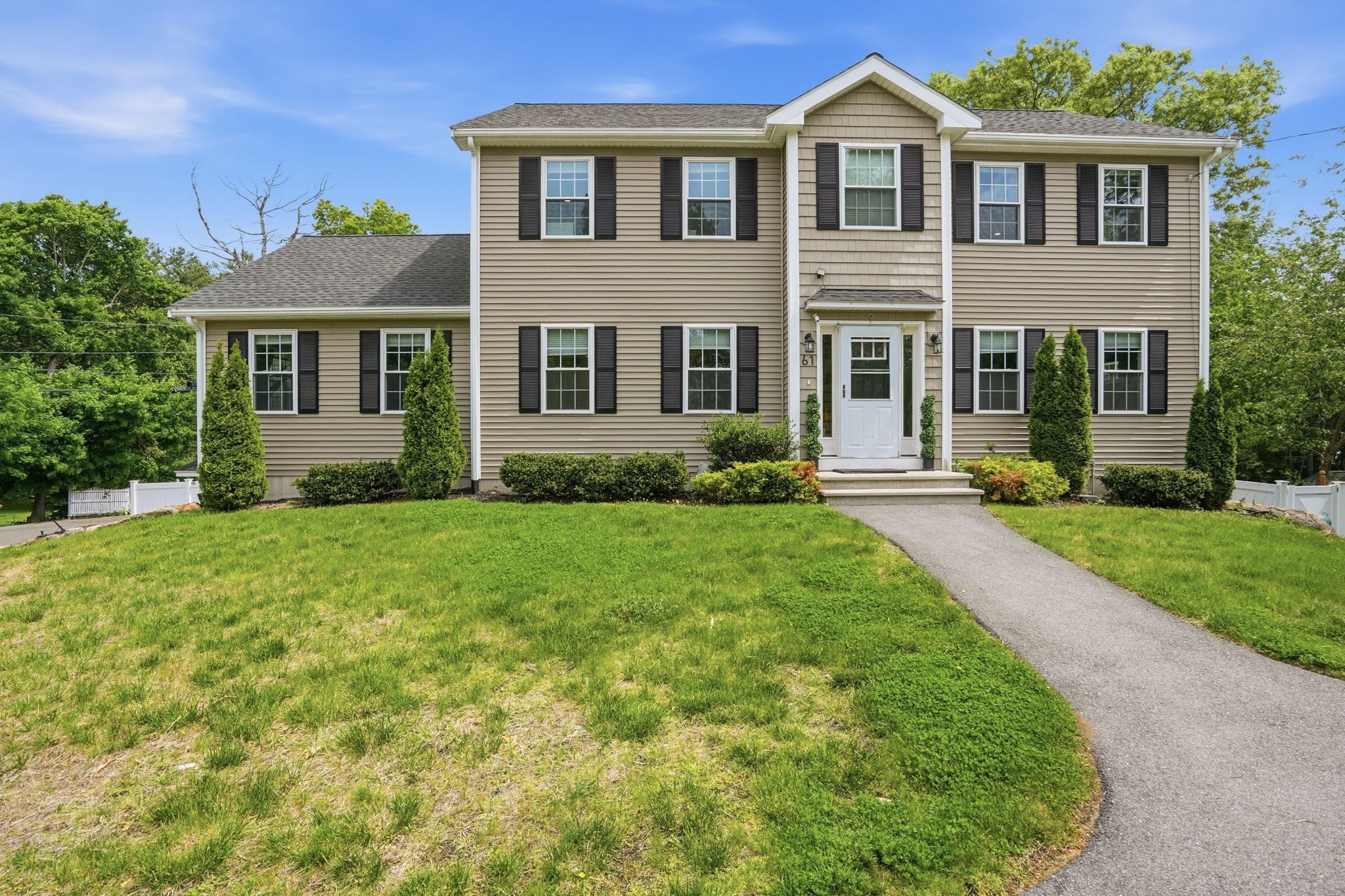 61 Cook St, Billerica, MA 01821