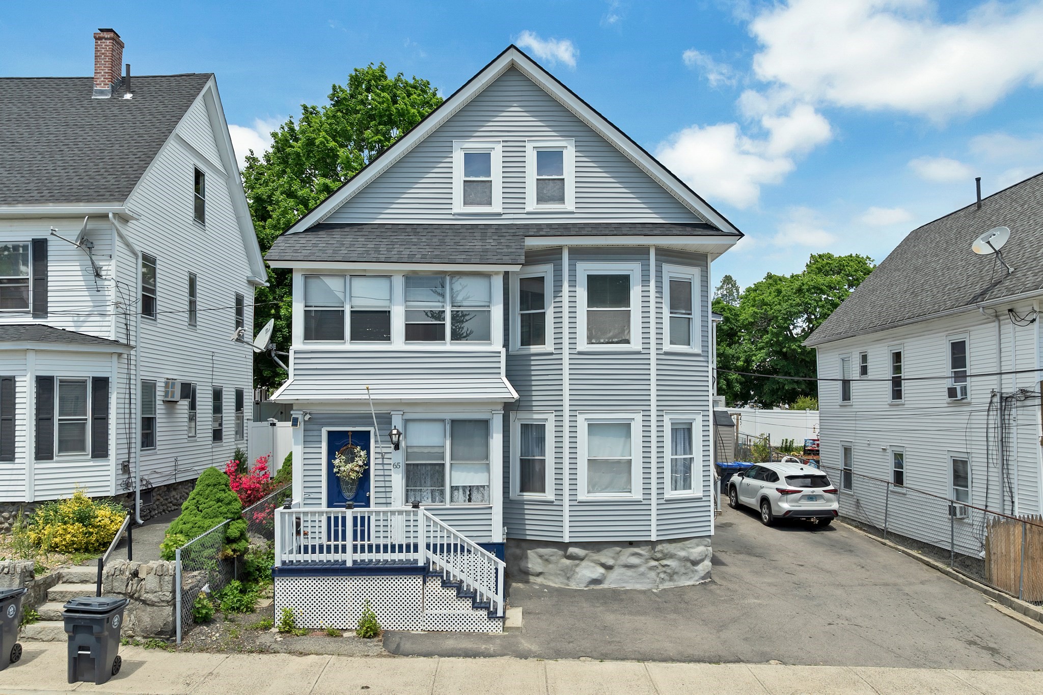 65 Oakland Ave, Methuen, MA 01844