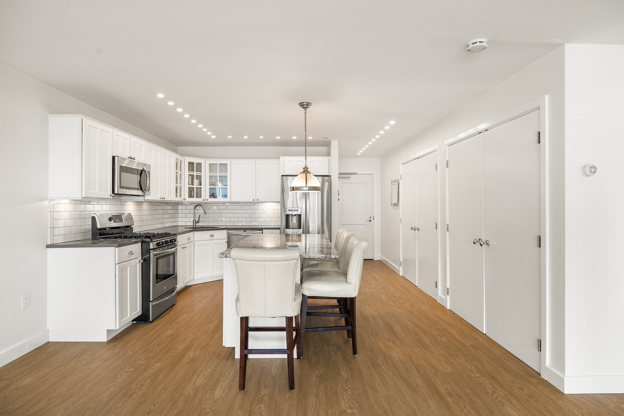 8 Whittier Pl Unit 14F, West End, Boston, MA 02114 - Image 3