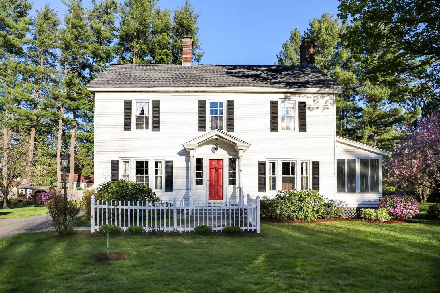 32 Spruce St, Westfield, MA 01085
