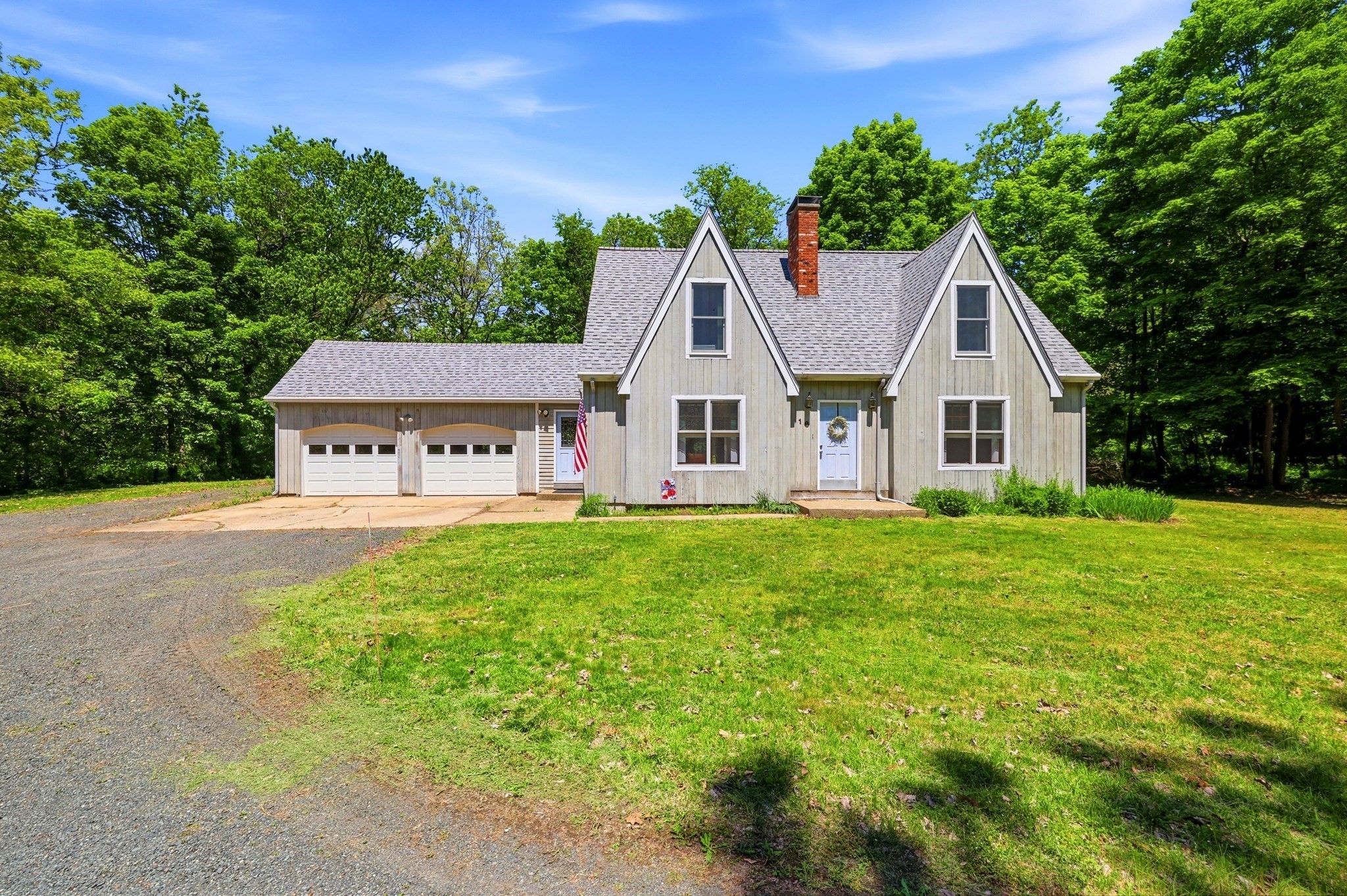 16 Old Long Plain Rd, Leverett, MA 01054