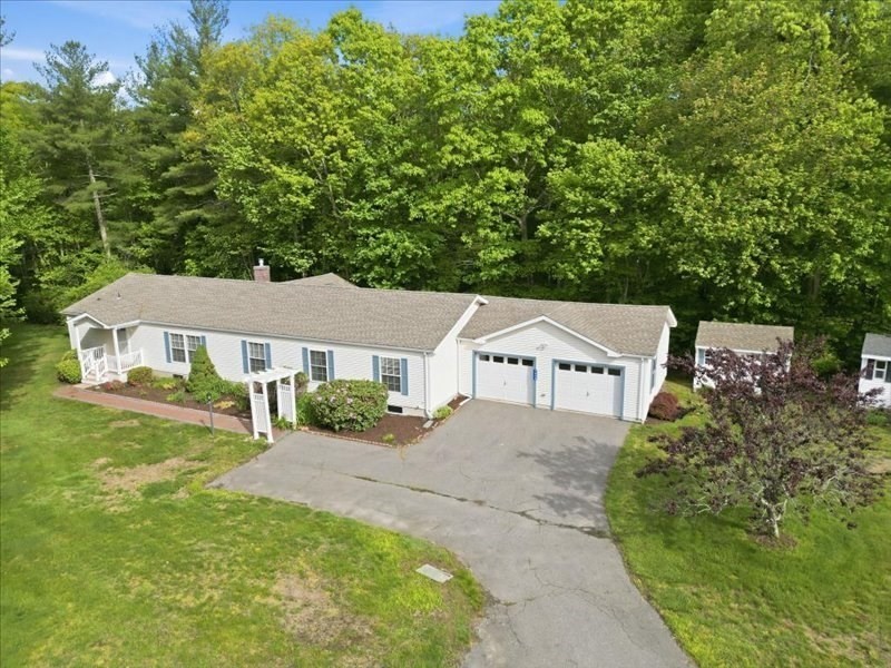 7808 Island Drive, Middleboro, MA 02346
