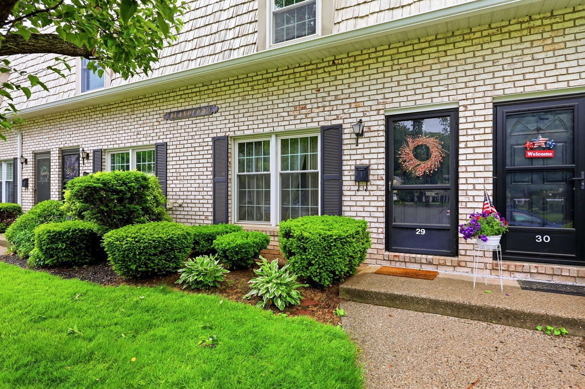 29 Plantation Dr Unit 29, Agawam, MA 01001