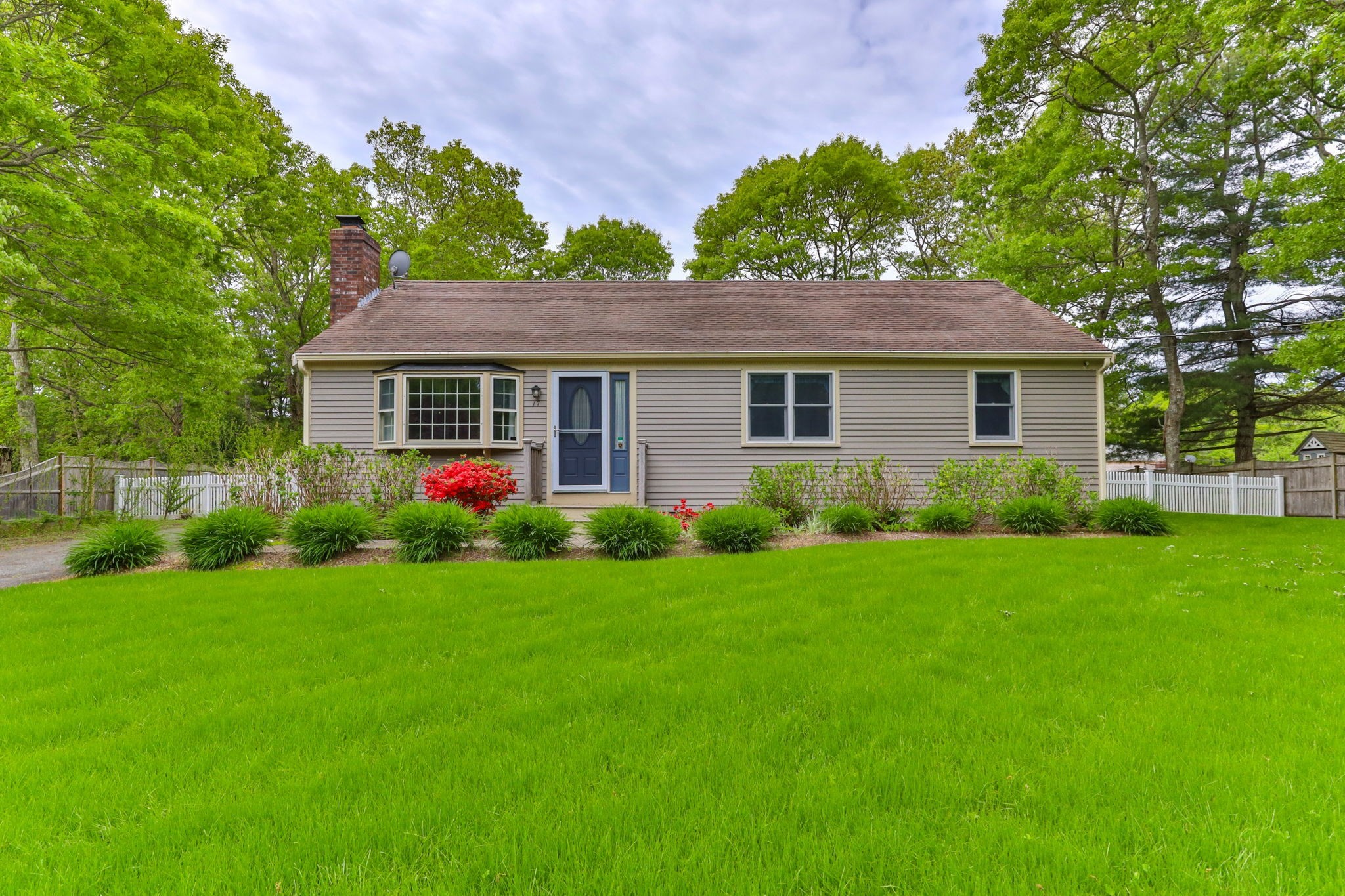 17 Outpost Ln, Barnstable, MA 02632