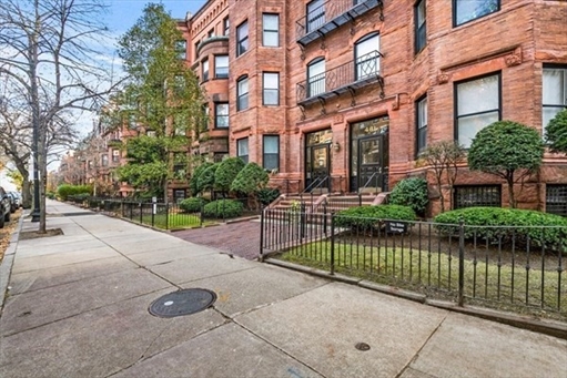 481 Beacon Street, Apt 43