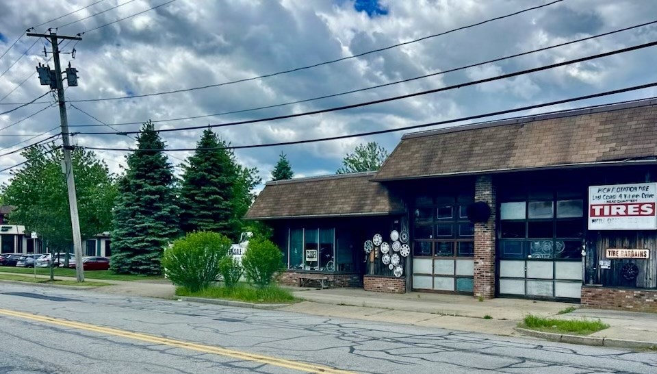 1337 Ashley Blvd, New Bedford, MA 02745