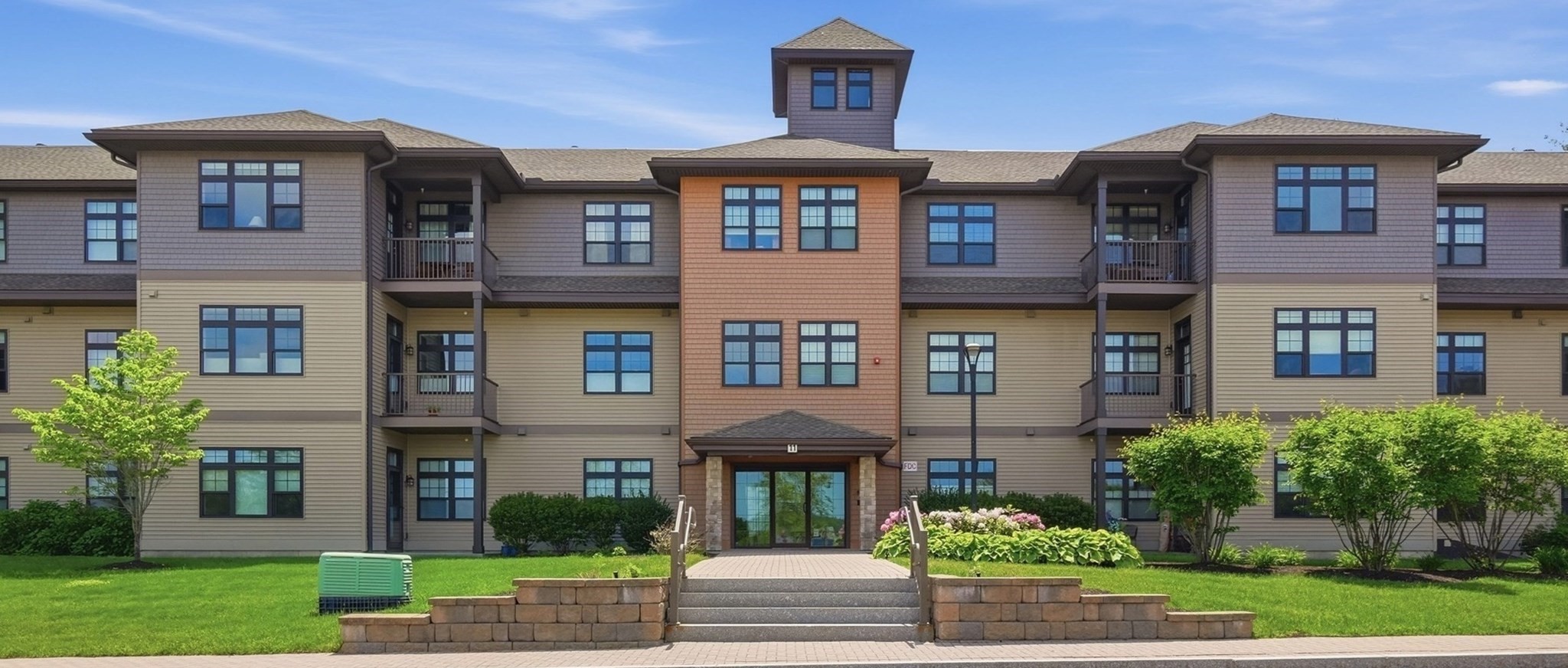 11 Executive Drive Unit 113, Stoneham, MA 02180