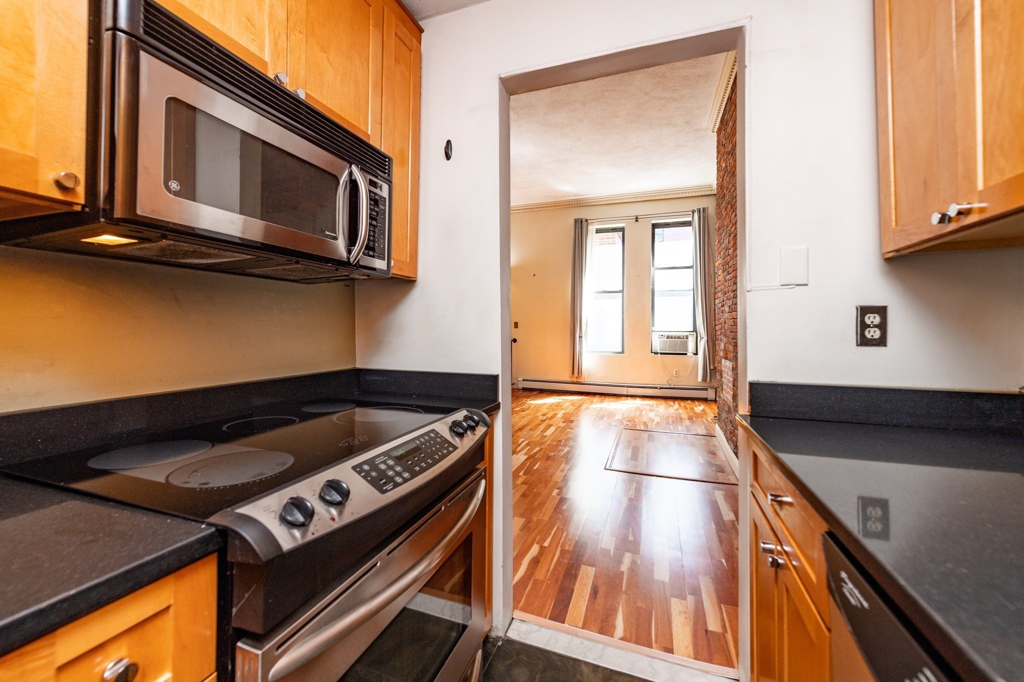 24 Hancock St Unit 2, Beacon Hill, Boston, MA 02114 - Image 4