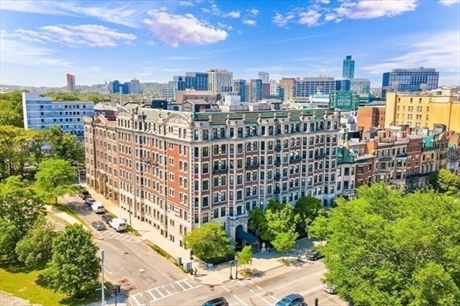 464 Commonwealth Ave