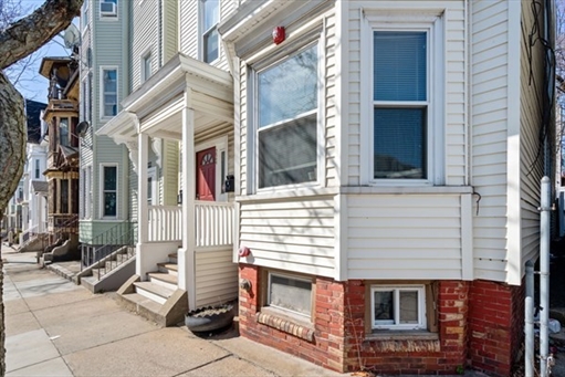224 Lexington st, Apt 2