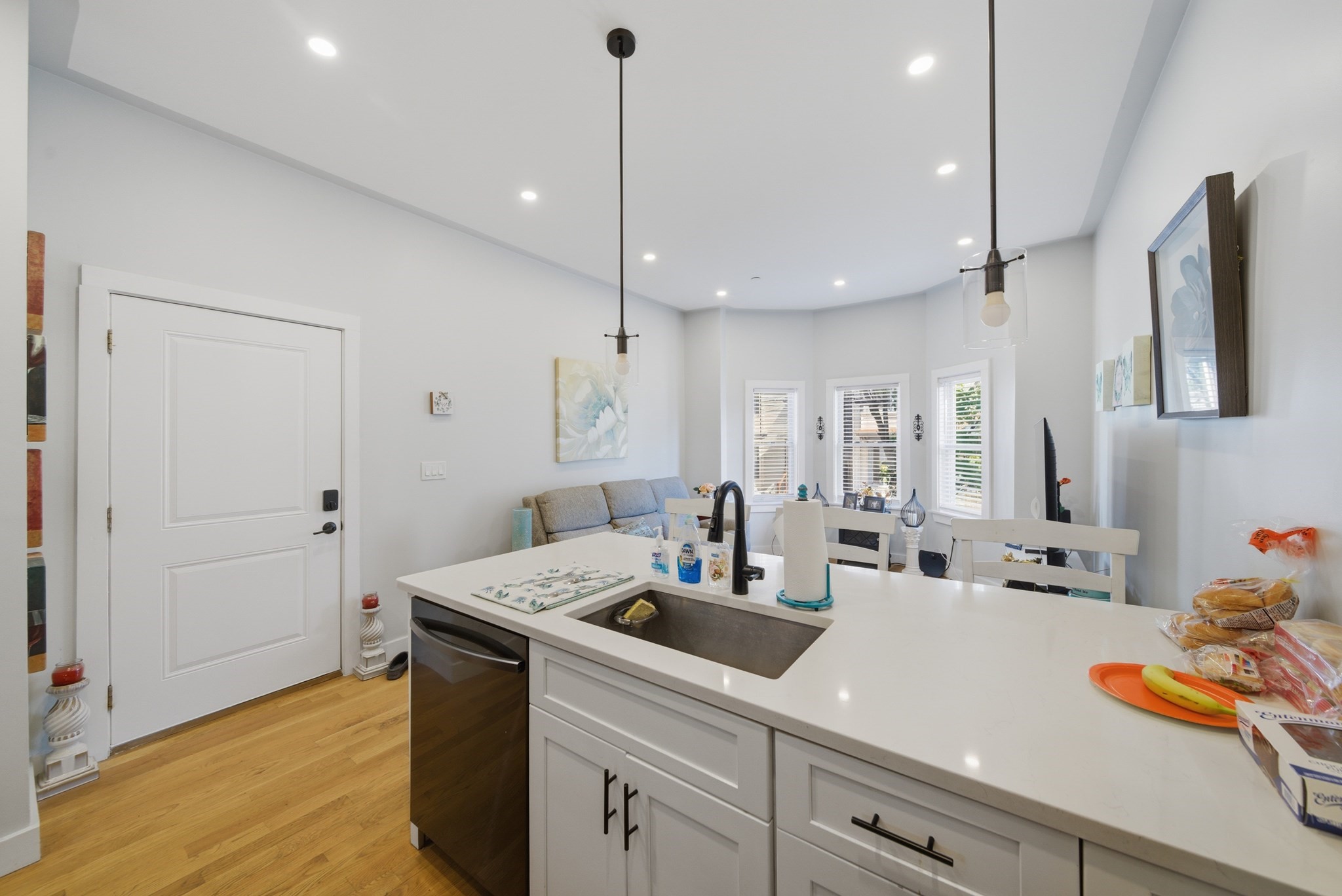 141 Falcon St, East Boston, Boston, MA 02128 - Image 2