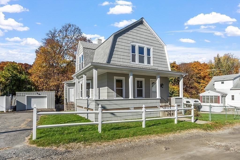1 Ralph Ave, Worcester, MA 01604