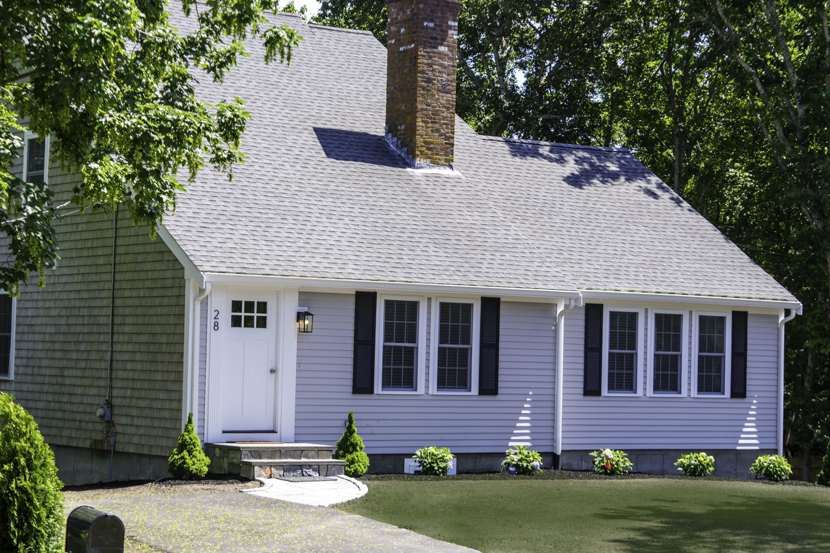 28 Seminole Dr, Yarmouth, MA 02675