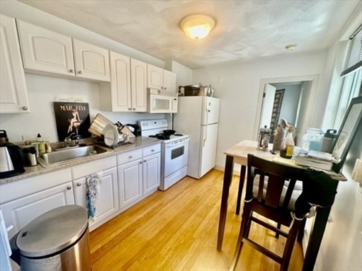 19 Margaret, Apt 3