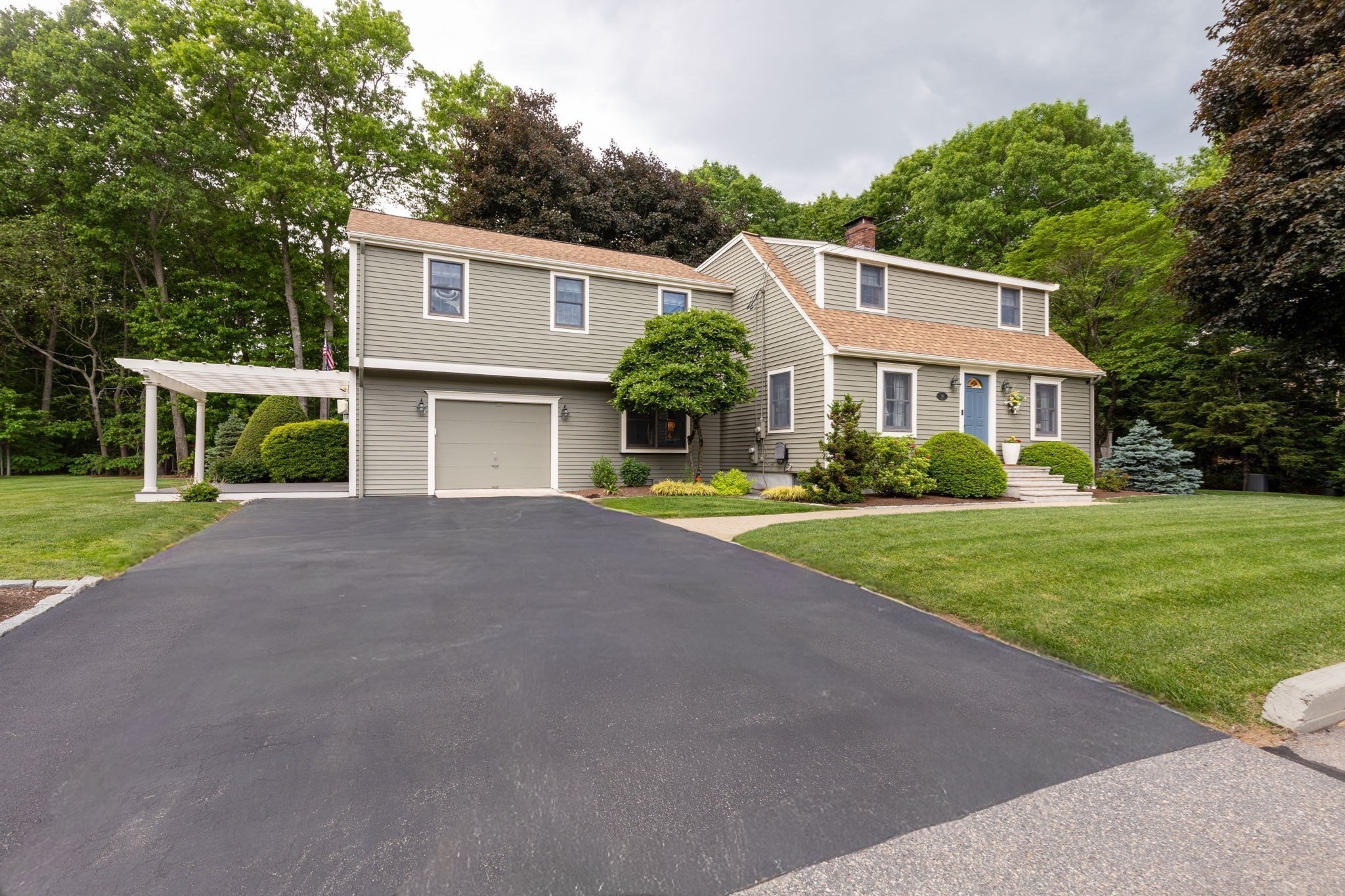 50 Hope St, Mansfield, MA 02048