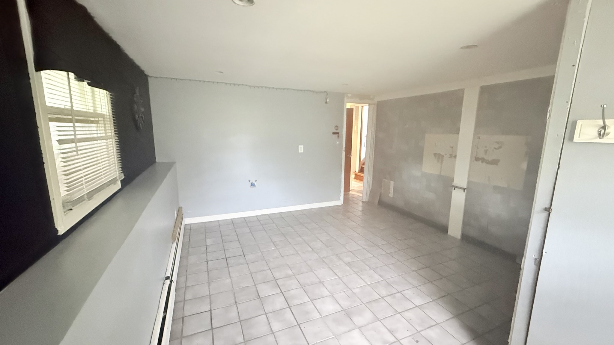 297 Elm St, Somerset, MA 02726 - Image 18
