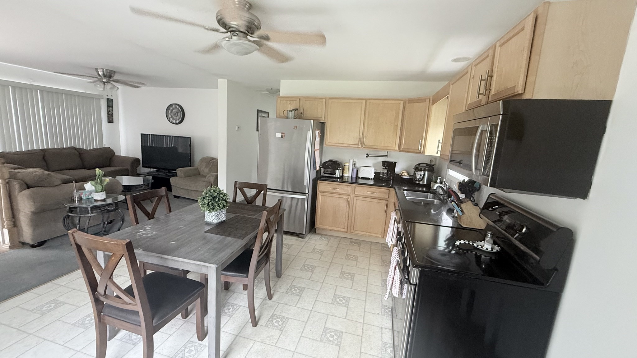297 Elm St, Somerset, MA 02726 - Image 28