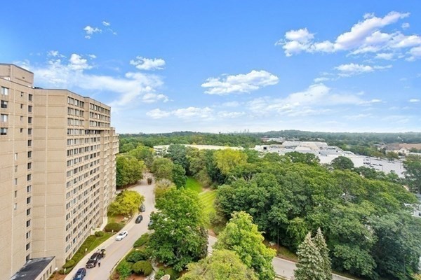 250 Hammond Pond Parkway Unit 812S, Newton, MA 02467