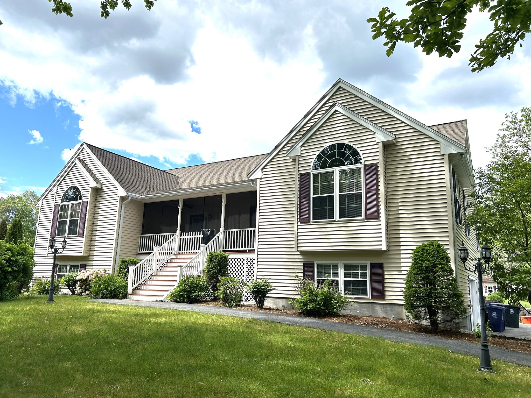 111 Chestnut St, Wilmington, MA 01887