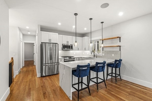 50 Cottage st, Apt 1