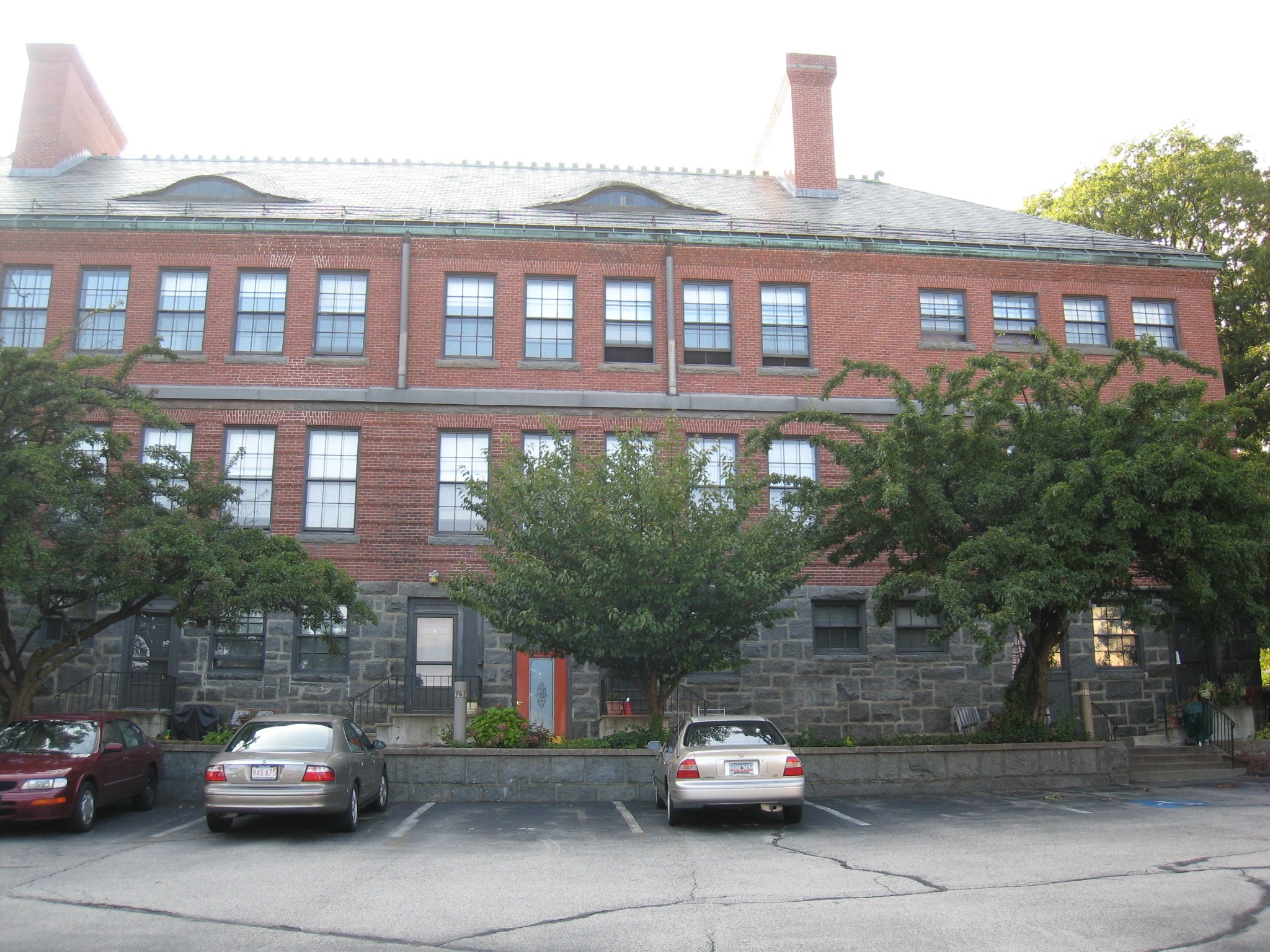 250 Whitwell St Unit 2, Quincy, MA 02169