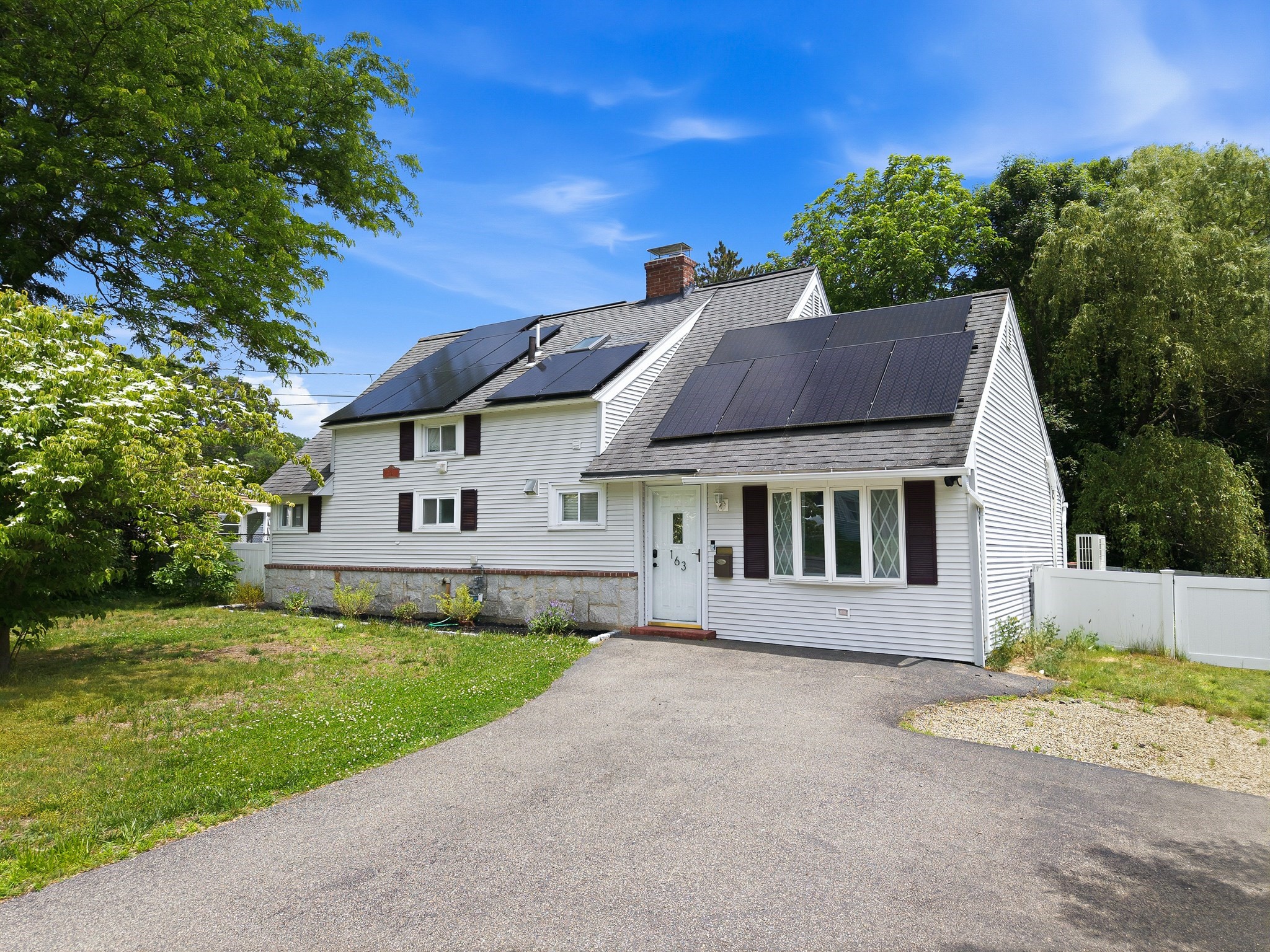 163 Boden Ln, Natick, MA 01760