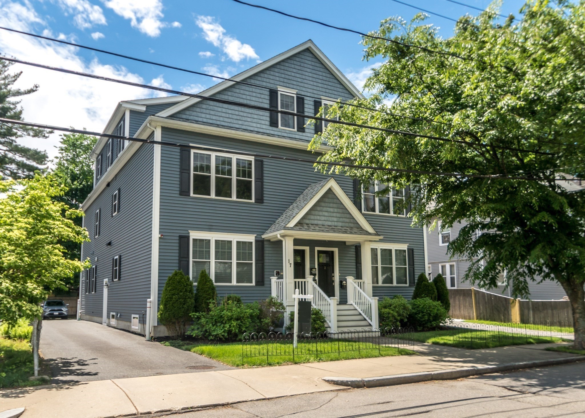 17 Washington Avenue Unit 4, Waltham, MA 02453
