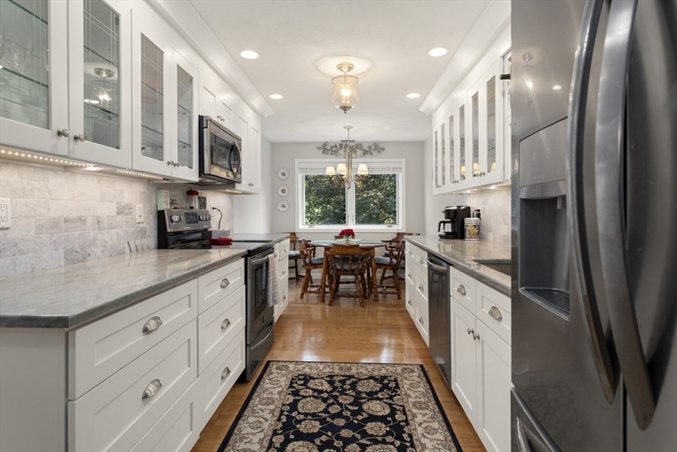 7 Ledgewood Way, Peabody, MA Image 15