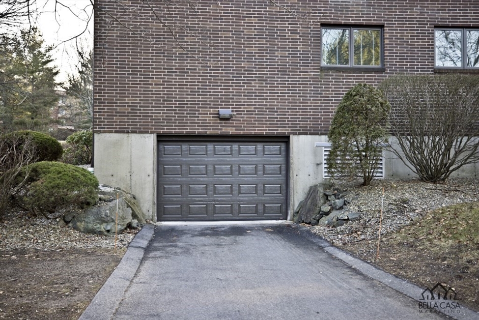 7 Ledgewood Way, Peabody, MA Image 37