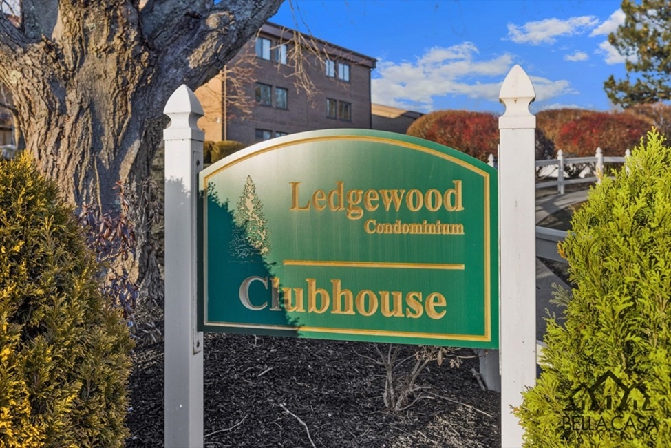 7 Ledgewood Way, Peabody, MA Image 39