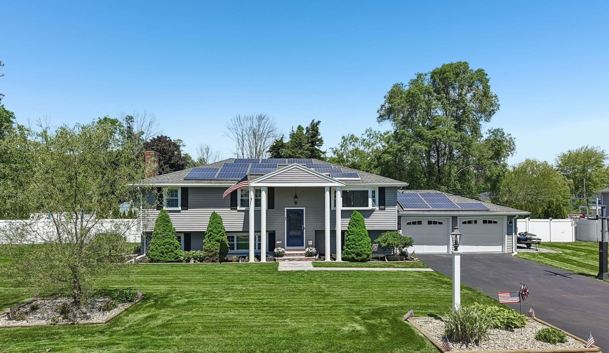 82 Concetta Dr, Bridgewater, MA 02324