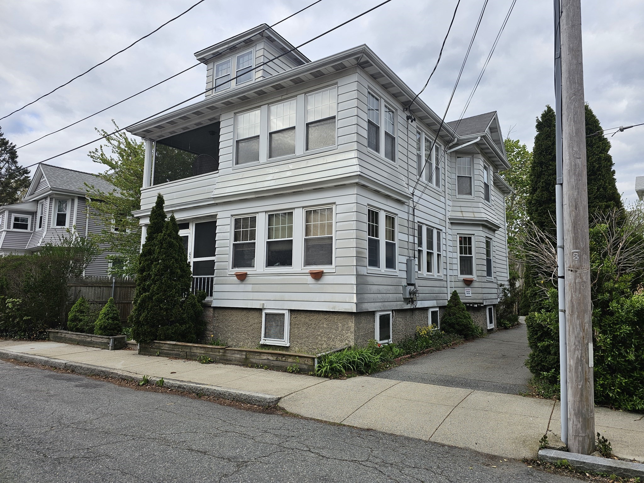 65 Farnham Street, Fall River, MA 02720