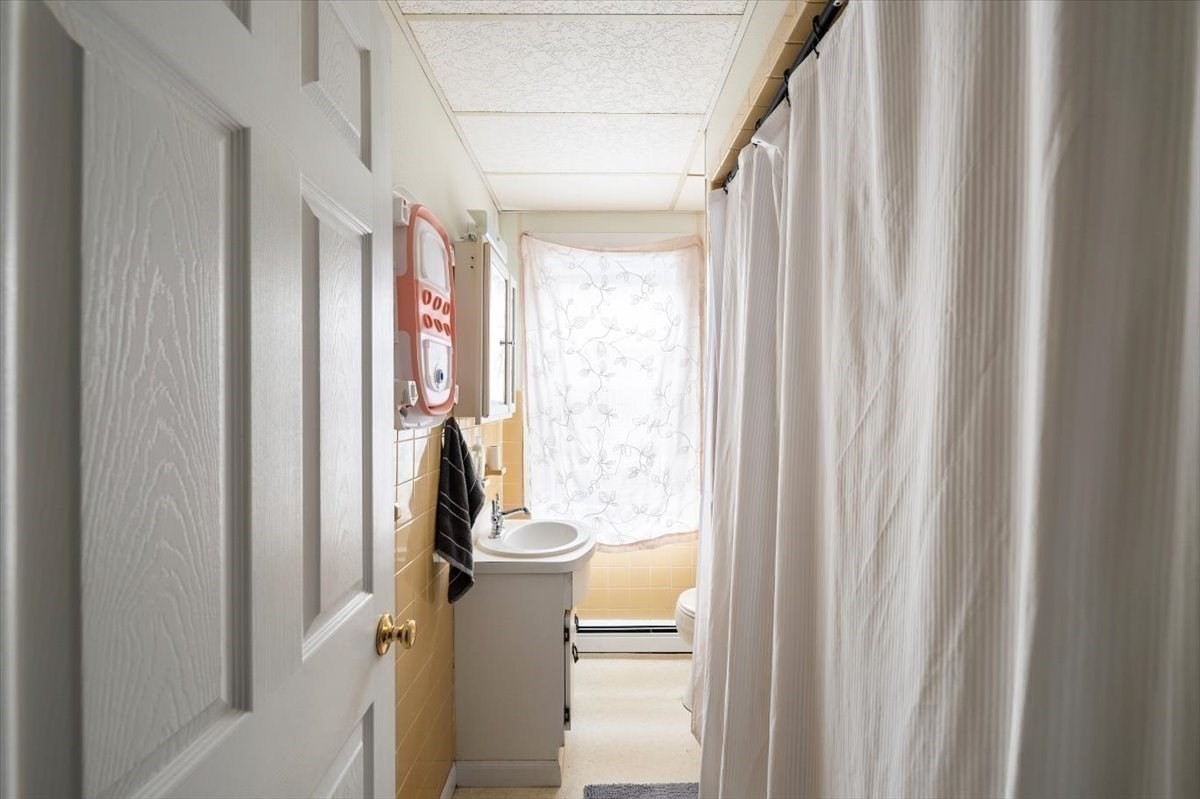 11 Fernwood Ave, Lynn, MA 01904 - Image 26