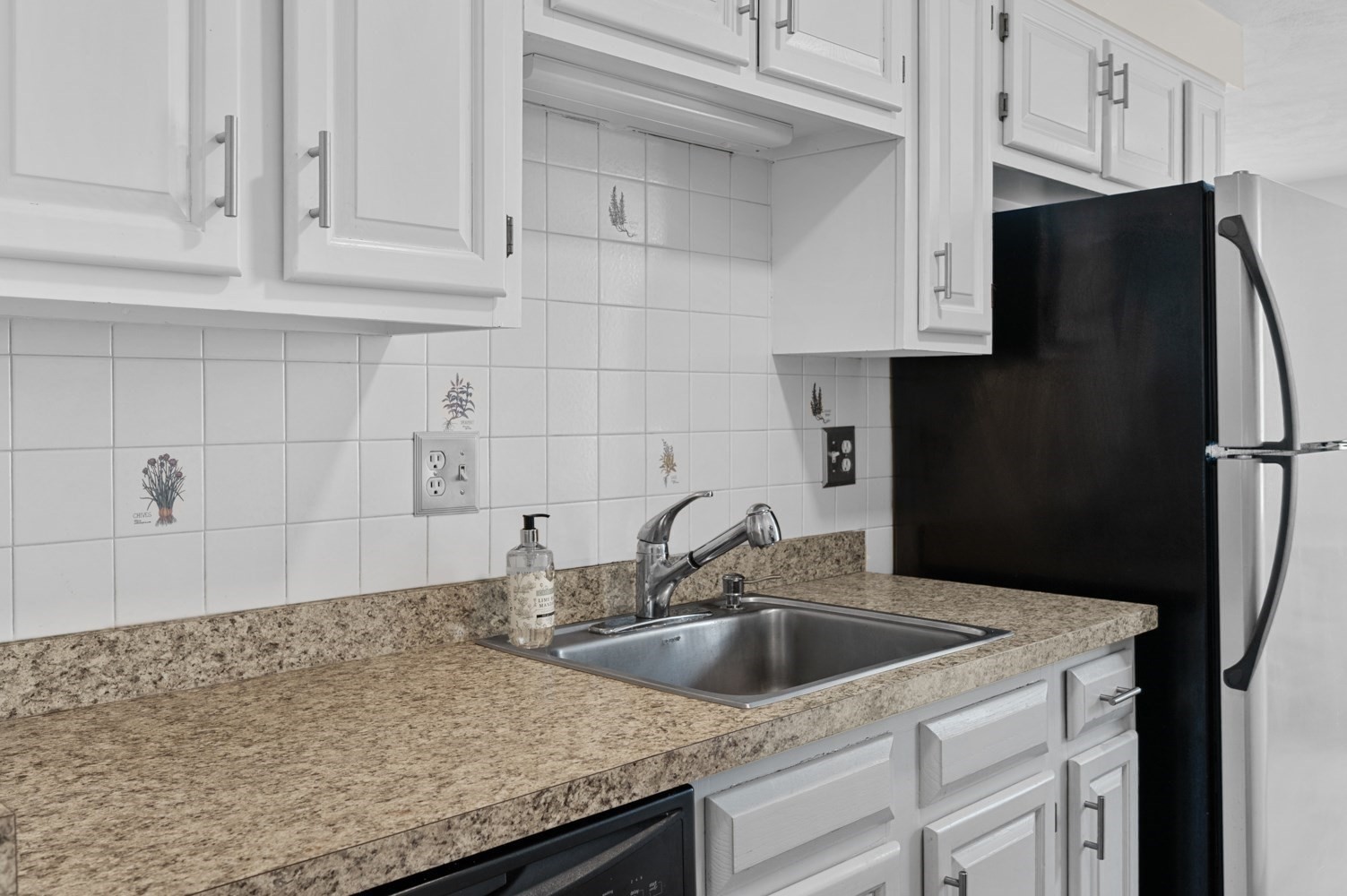 22 Collins St Unit 26, Danvers, MA 01923 - Image 9