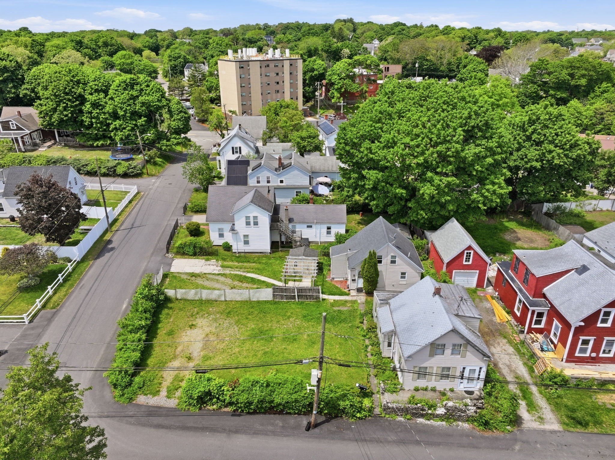 35 School St, Weymouth, MA 02189