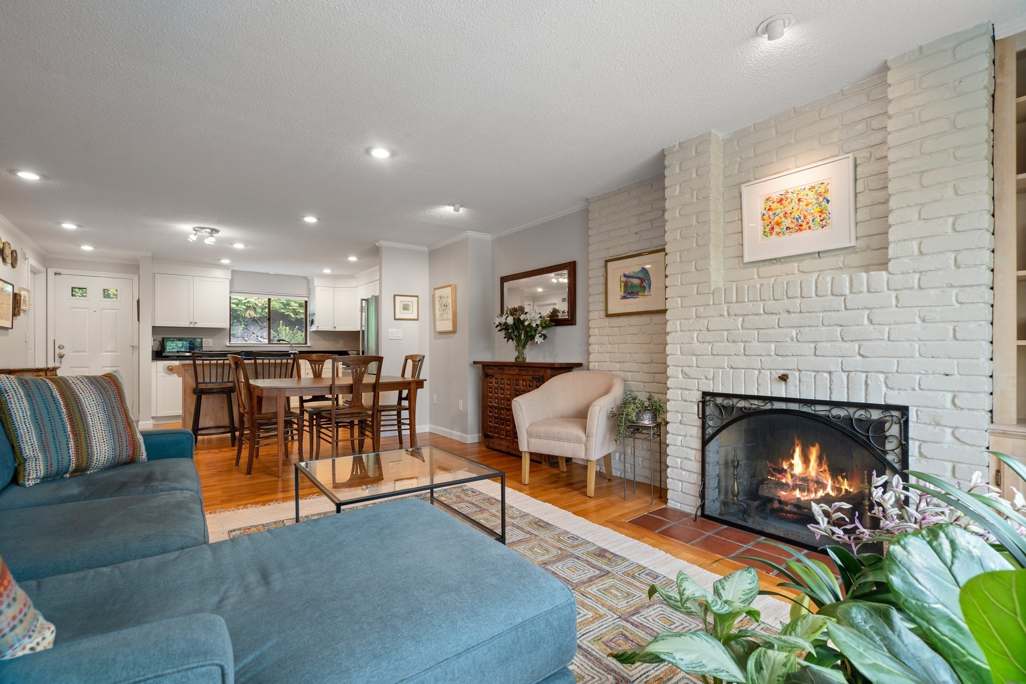 282 Mount Auburn Unit 282, Watertown, MA 02472