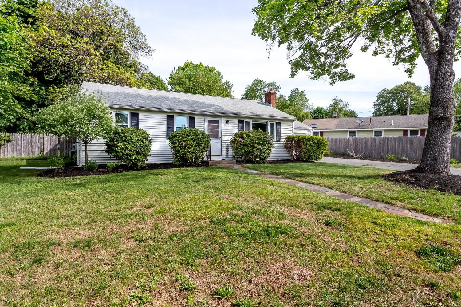 22 Middlesex Rd, Sharon, MA 02067 - Image 2