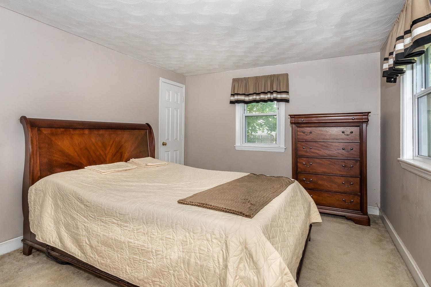 22 Middlesex Rd, Sharon, MA 02067 - Image 13