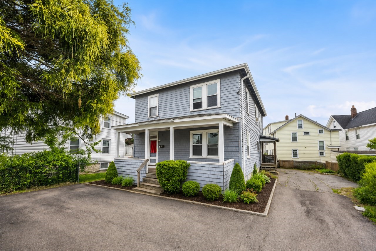 19 Randall St, Taunton, MA 02780