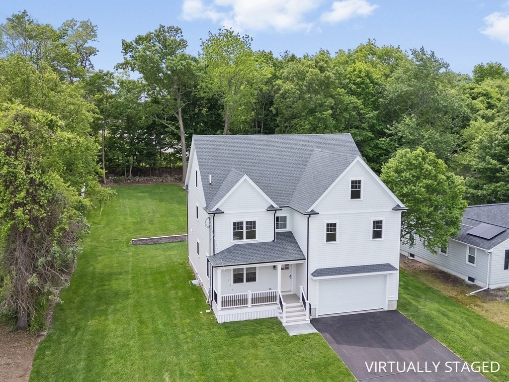 113 Warwick Avenue, Waltham, MA 02452