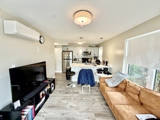 882 Mass Ave, Apt 2E