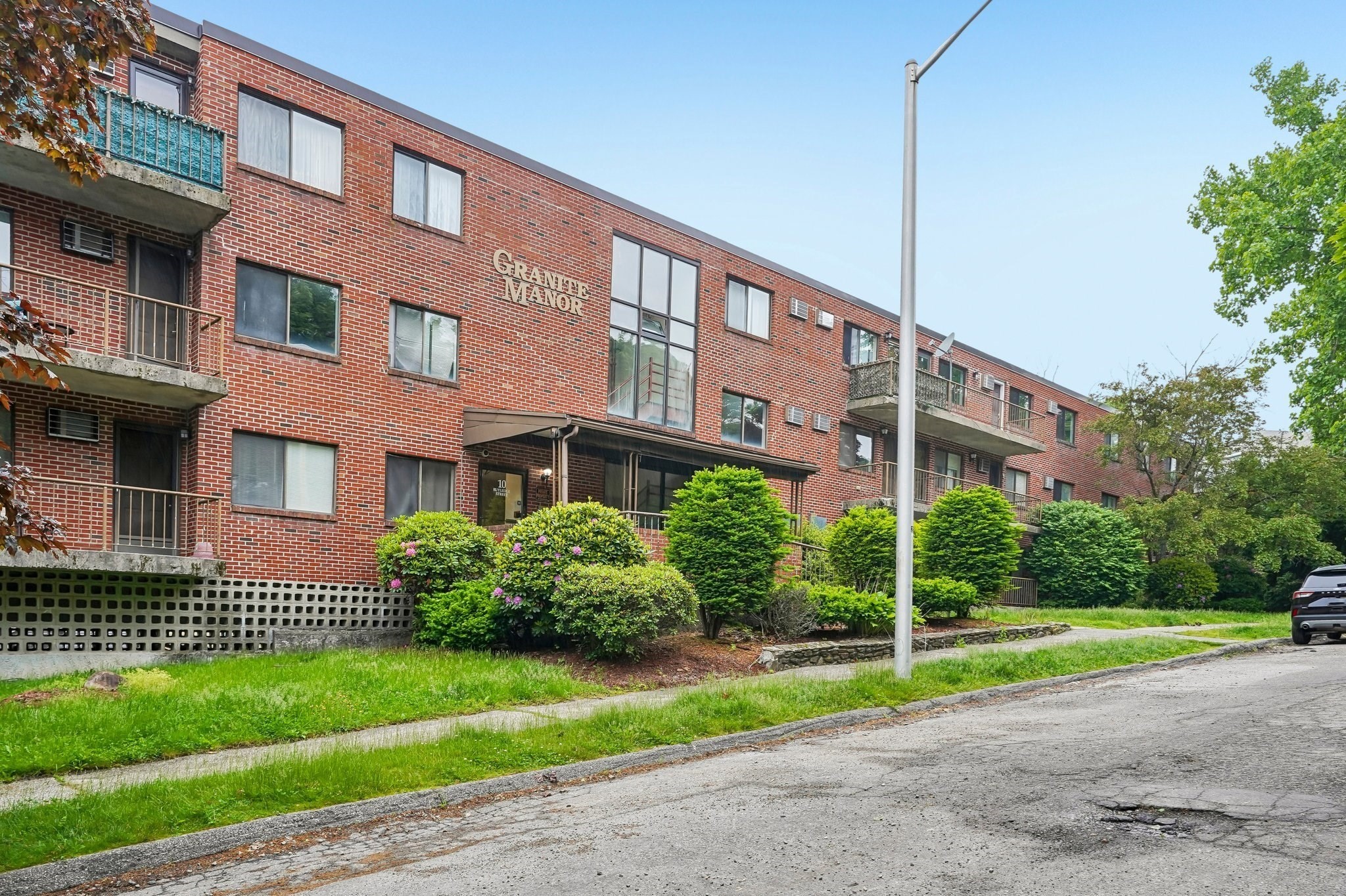 10 Rutledge St Unit 2H, Worcester, MA 01604