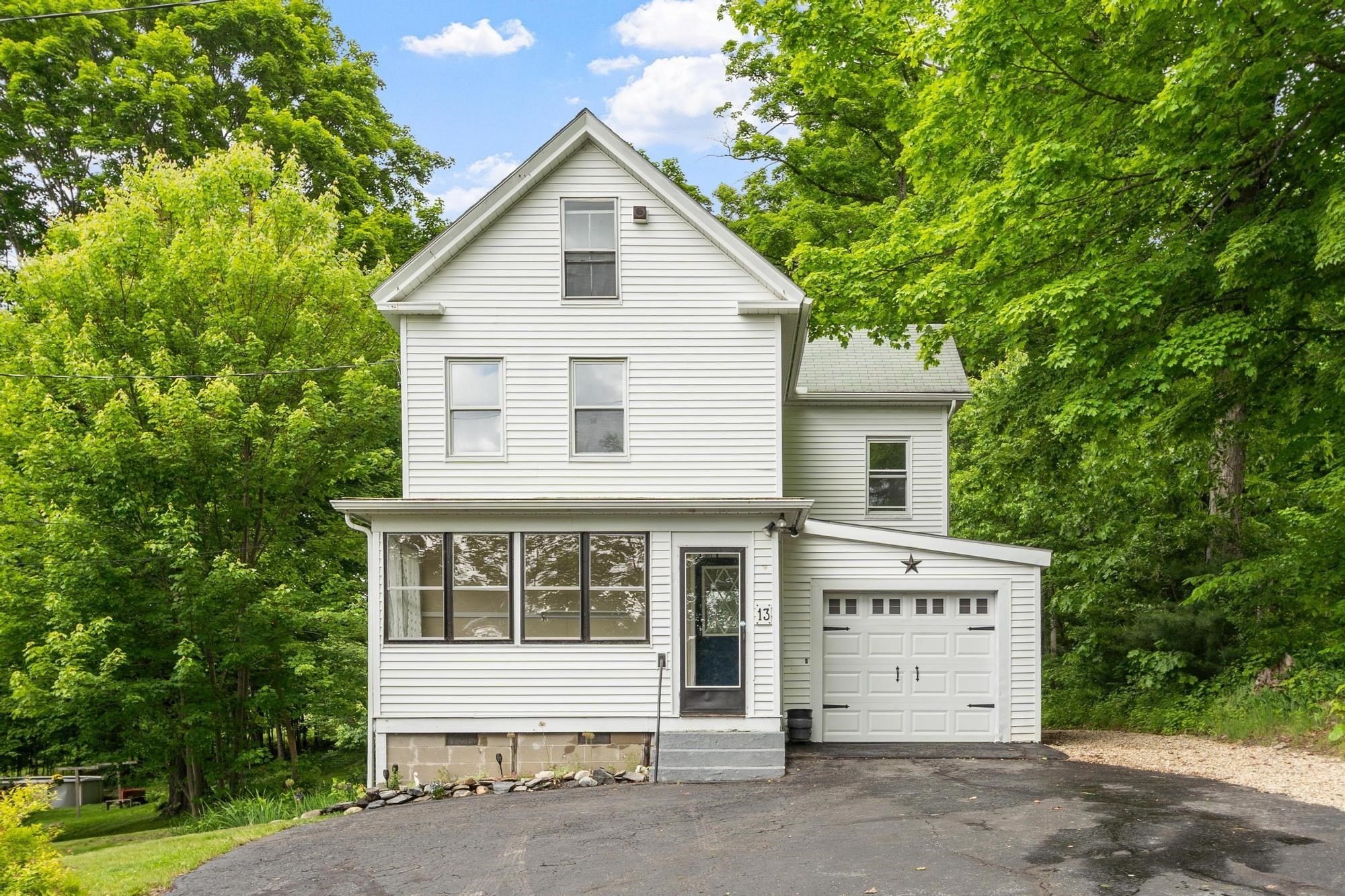 13 Windmill Hill Rd, Groton, MA 01450