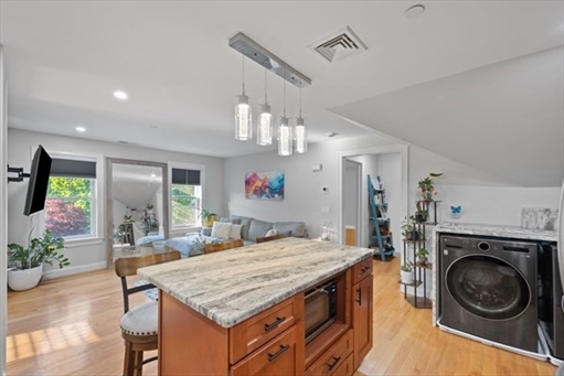 6 Nelly St, Apt 3